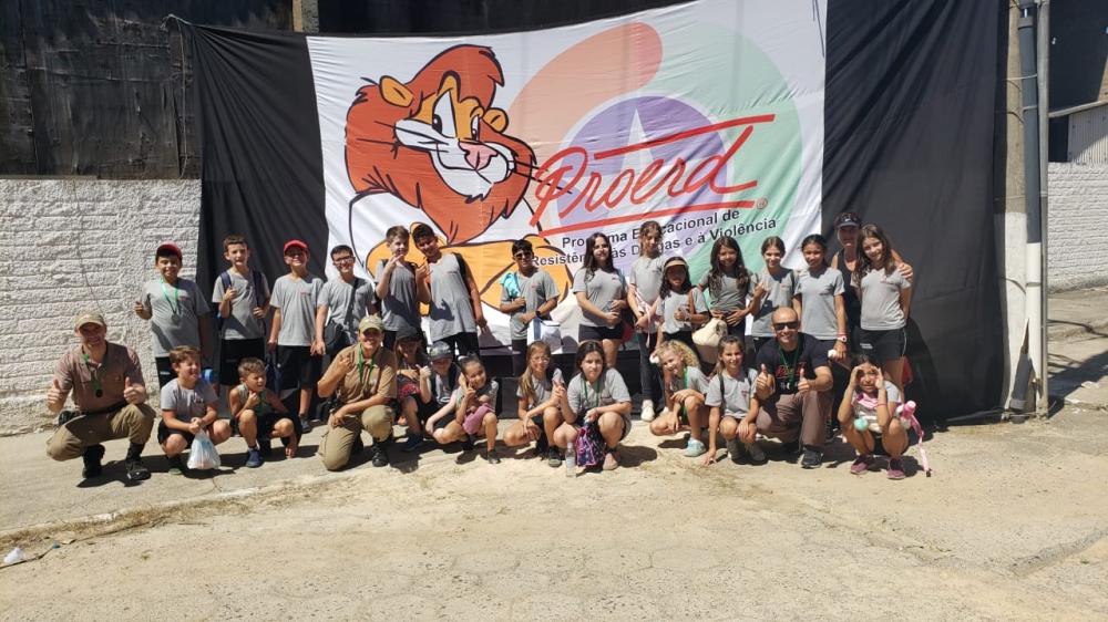 PROERD além das salas de aula PROERD além das salas de aula